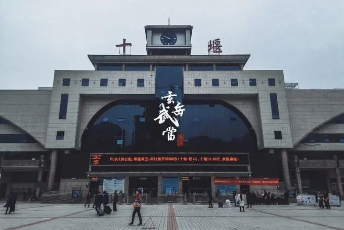 嘉興到十堰物流專線-嘉興至十堰貨運公司